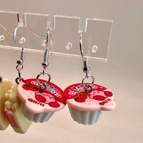 Kirby Food Earrings - Nintendo Earrings - Gamer Earrings - Food Earrings - Picture 3 of 10